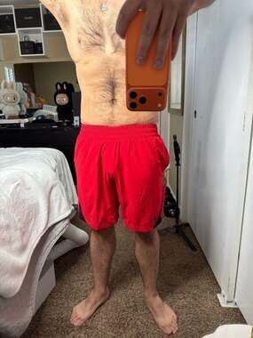 Under Armour Red Training Shorts, Mens Size Large, Athletic Gym Wear